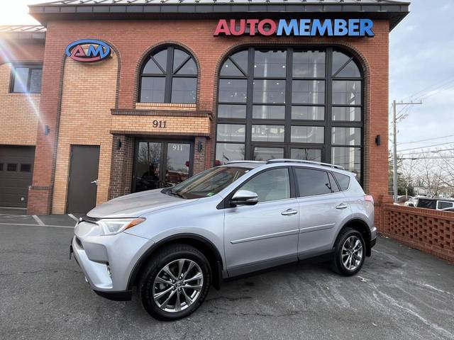 2018 Toyota RAV4 Limited AWD photo