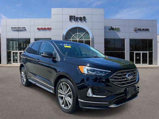 2019 Ford Edge Titanium AWD photo