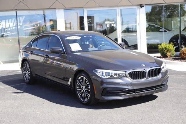 2019 BMW 5 Series 530i xDrive AWD photo