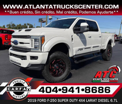 2019 Ford F-250 Super Duty LARIAT 4WD photo
