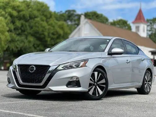 2019 Nissan Altima 2.5 SV FWD photo