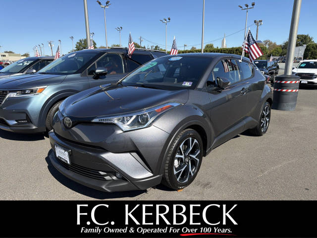 2019 Toyota C-HR Limited FWD photo