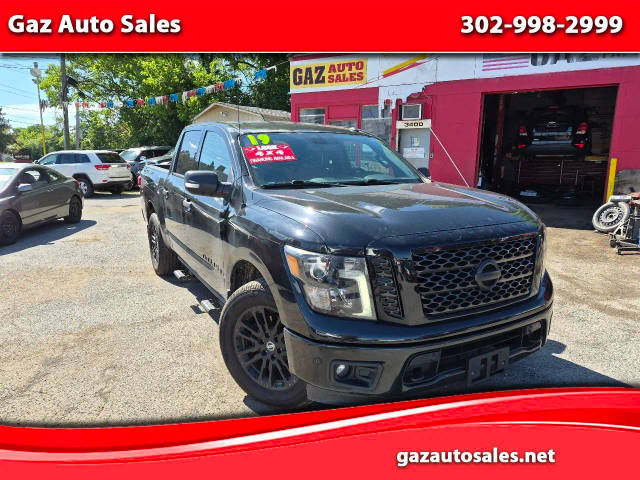 2019 Nissan Titan SV 4WD photo