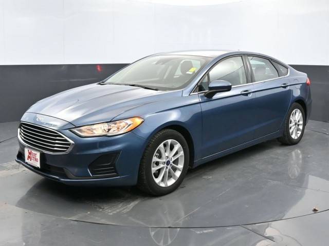 2019 Ford Fusion SE FWD photo