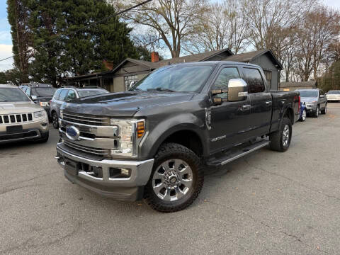 2019 Ford F-250 Super Duty LARIAT 4WD photo