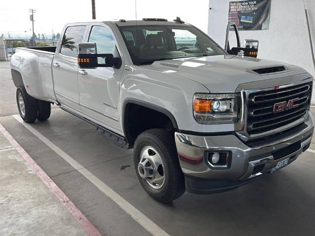 2019 GMC Sierra 3500HD SLT 4WD photo