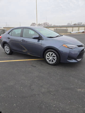2019 Toyota Corolla LE FWD photo