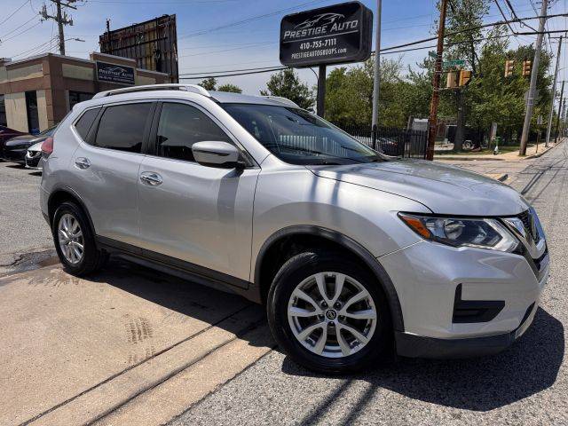 2018 Nissan Rogue SV FWD photo