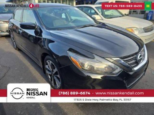 2016 Nissan Altima 2.5 SR FWD photo