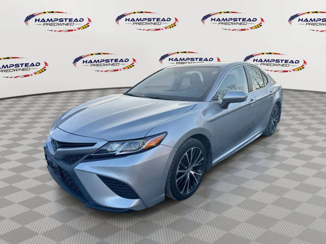 2019 Toyota Camry SE FWD photo
