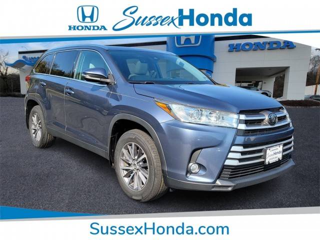 2019 Toyota Highlander XLE AWD photo