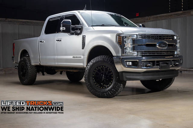 2019 Ford F-250 Super Duty LARIAT 4WD photo