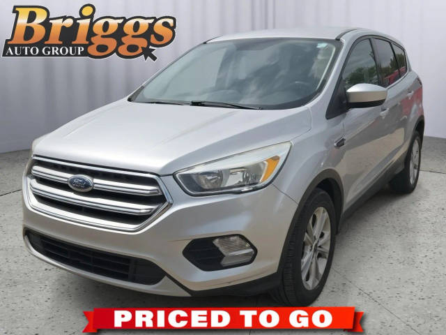 2017 Ford Escape SE FWD photo