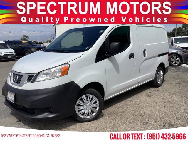 2017 Nissan NV200 S FWD photo
