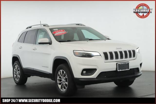 2019 Jeep Cherokee Latitude Plus 4WD photo