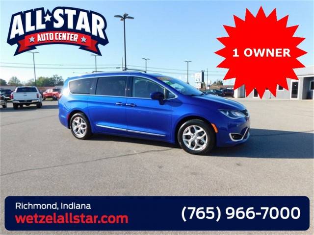 2019 Chrysler Pacifica Minivan Touring L Plus FWD photo