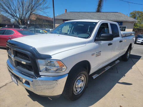 2018 Ram 2500 Tradesman RWD photo