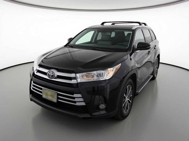 2019 Toyota Highlander XLE AWD photo