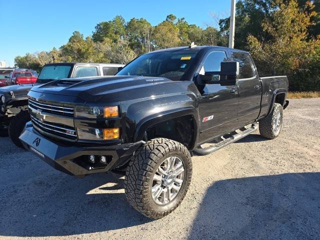 2019 Chevrolet Silverado 2500HD LTZ 4WD photo