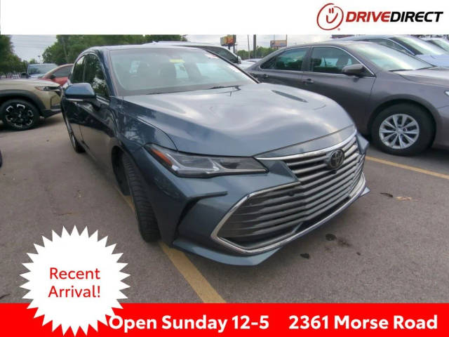 2019 Toyota Avalon Limited FWD photo