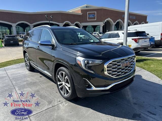 2019 GMC Terrain Denali FWD photo