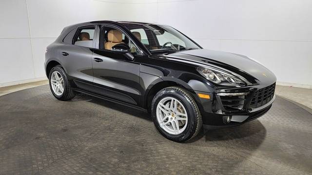 2018 Porsche Macan Sport Edition AWD photo