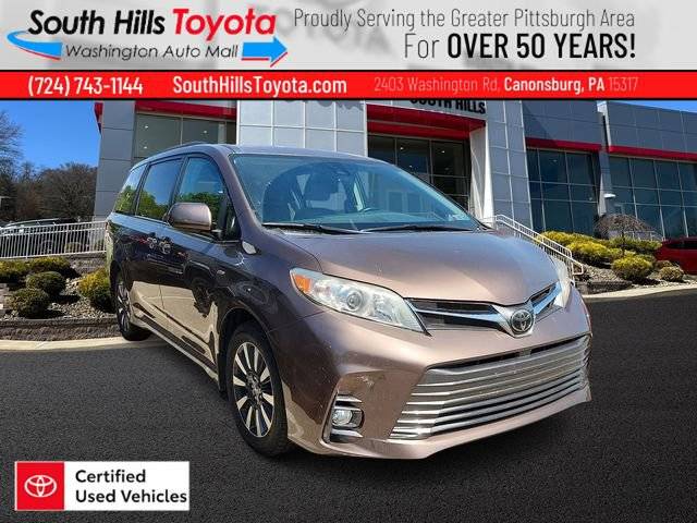 2019 Toyota Sienna XLE AWD photo