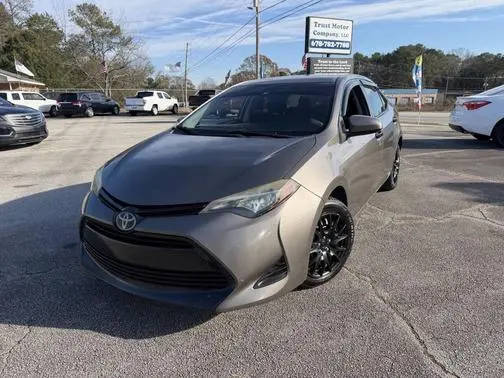 2019 Toyota Corolla LE FWD photo