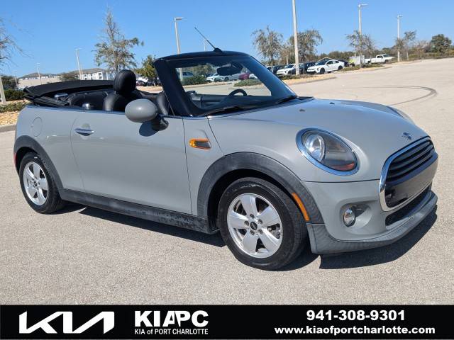 2019 MINI Cooper Convertible Cooper FWD photo