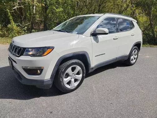 2019 Jeep Compass Latitude 4WD photo