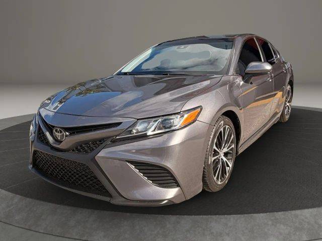2019 Toyota Camry SE FWD photo
