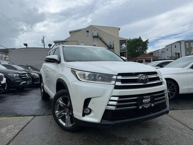 2019 Toyota Highlander Limited Platinum AWD photo