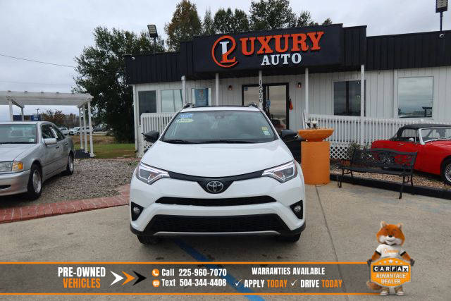 2018 Toyota RAV4 SE FWD photo