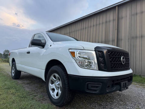 2019 Nissan Titan S 4WD photo