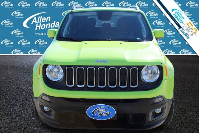 2018 Jeep Renegade Latitude 4WD photo