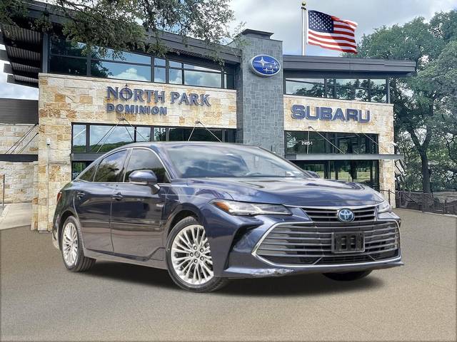 2019 Toyota Avalon Hybrid Limited FWD photo