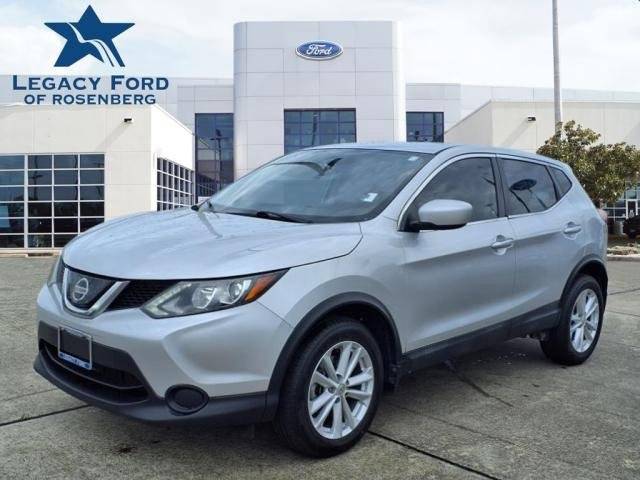 2018 Nissan Rogue Sport S FWD photo