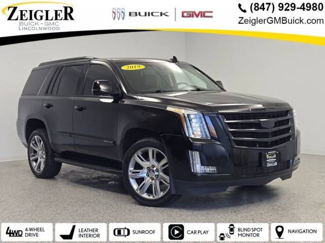 2019 Cadillac Escalade Luxury 4WD photo