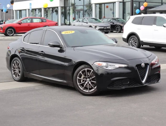 2019 Alfa Romeo Giulia  RWD photo