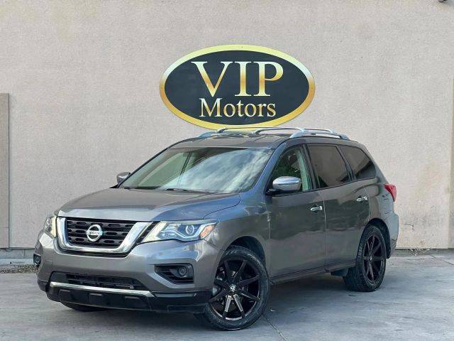 2019 Nissan Pathfinder S FWD photo