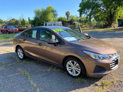 2019 Chevrolet Cruze LS FWD photo