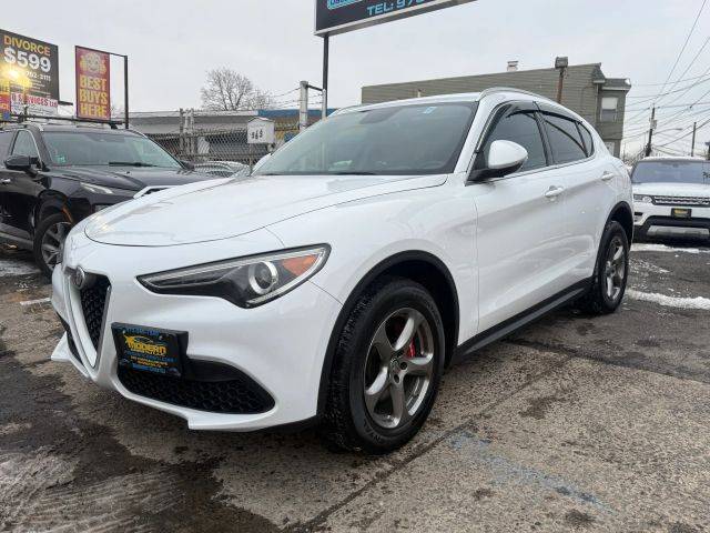2019 Alfa Romeo Stelvio  AWD photo