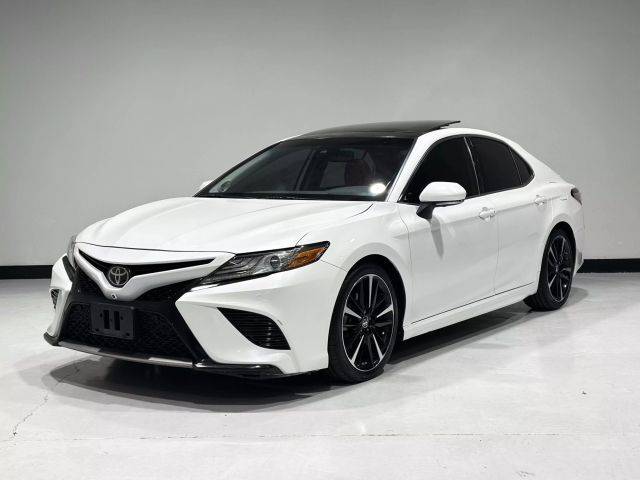 2019 Toyota Camry XSE V6 FWD photo