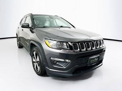 2019 Jeep Compass Latitude FWD photo