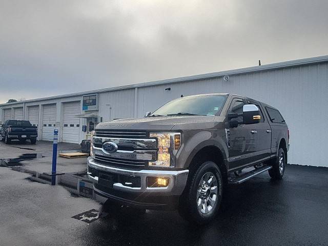 2019 Ford F-250 Super Duty LARIAT 4WD photo