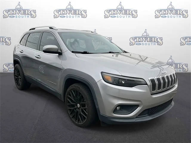 2019 Jeep Cherokee Latitude FWD photo