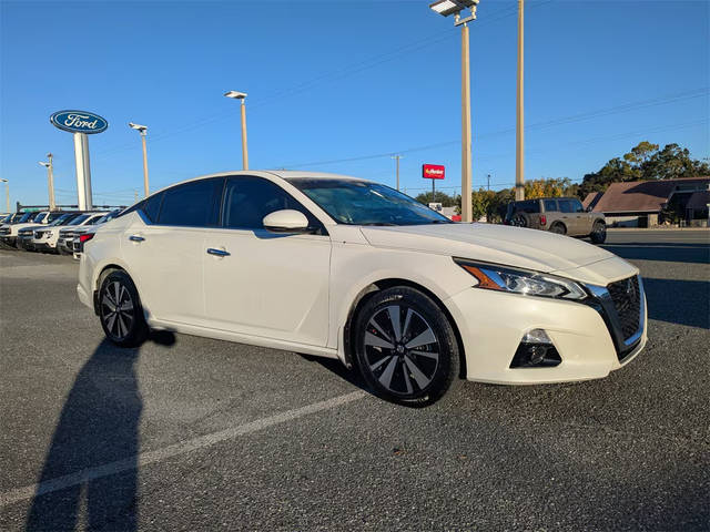 2019 Nissan Altima 2.5 SV FWD photo