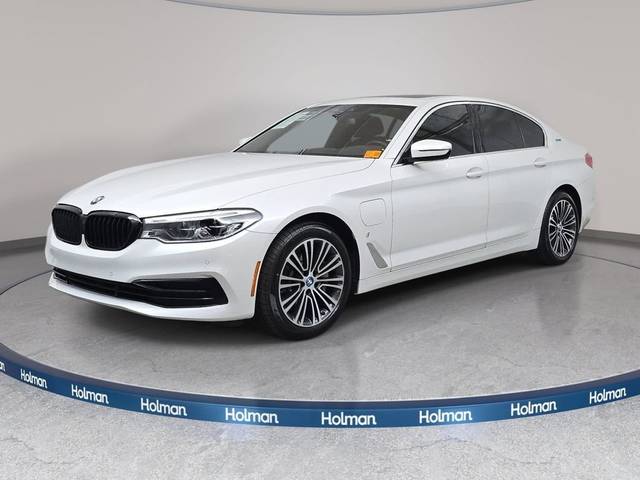 2019 BMW 5 Series 530e xDrive iPerformance AWD photo