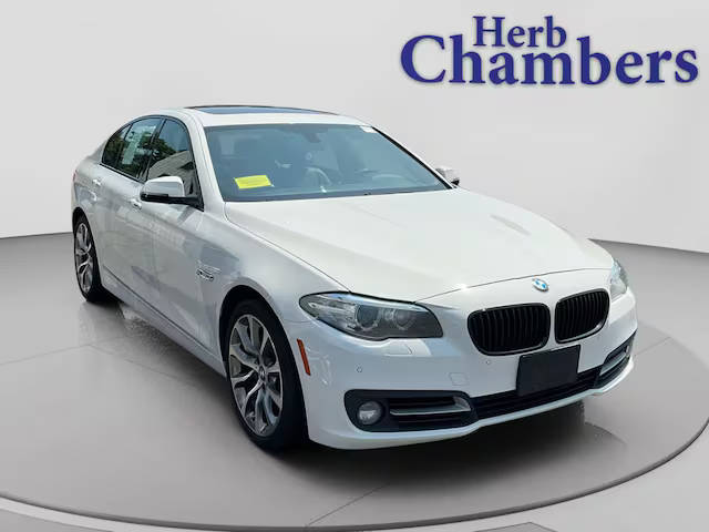 2016 BMW 5 Series 528i xDrive AWD photo