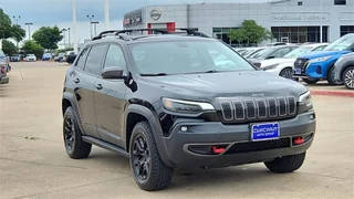 2019 Jeep Cherokee Trailhawk Elite 4WD photo